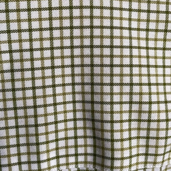 Duluth Trading Co. Short Sleeve Button Down Casual/Workwear Shirt, Size L - Picture 3 of 8